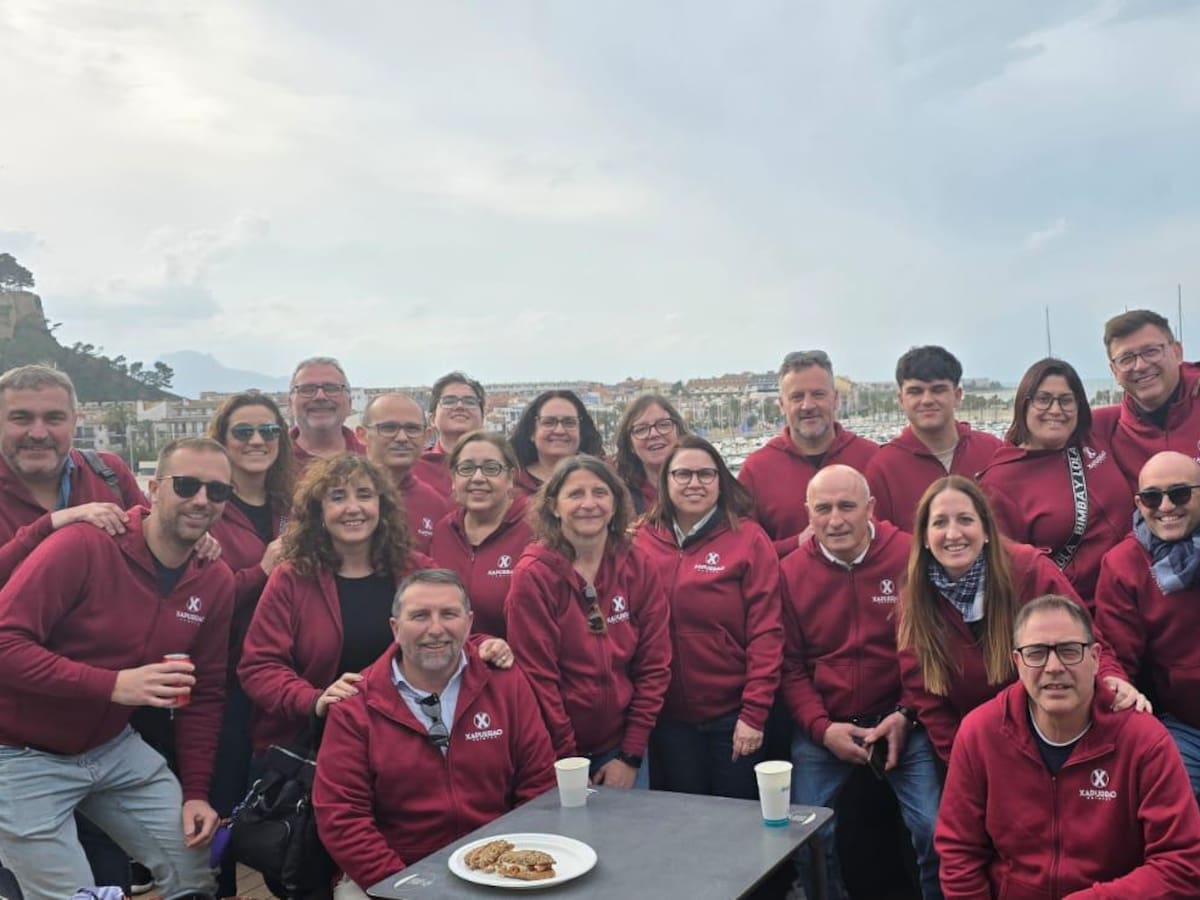 El Xapurrao lleva 34 años de tradición fallera hasta Formentera