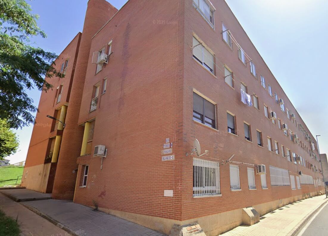 Edificio afectado en la Calle Río Tiber