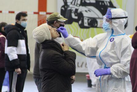 Realización de la prueba para la detección del covid 19