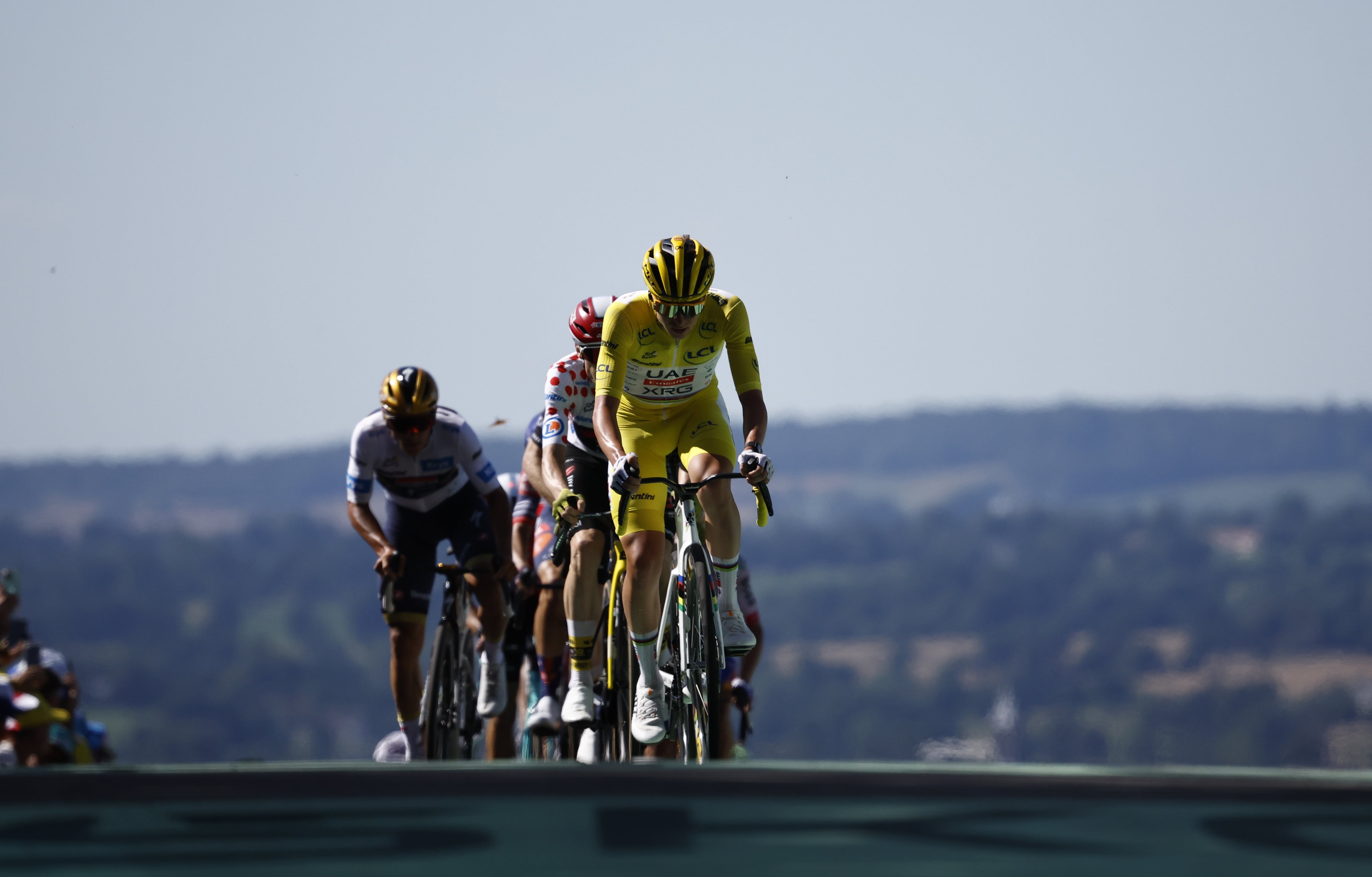 Tadej Pogacar, en su llegada a Vire Normandie en la sexta etapa de este Tour