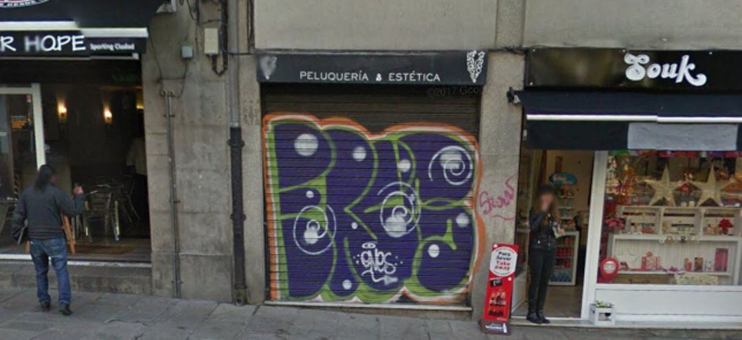 Pintada en un establecimiento comercial de A Coruña