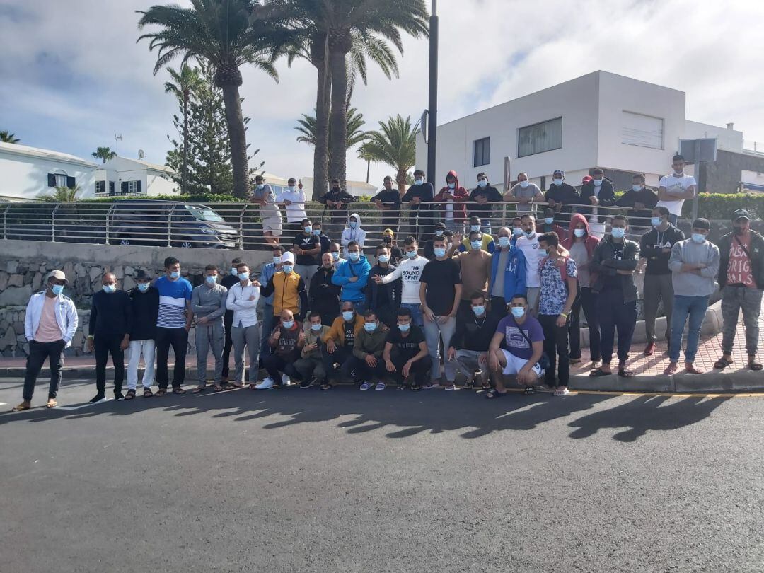 Grupo de migrantes atrapados en Anfi