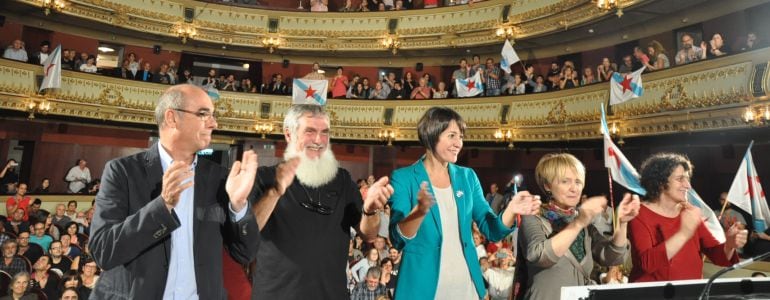 Mitin de Ana Pontón en el Teatro Rosalía.