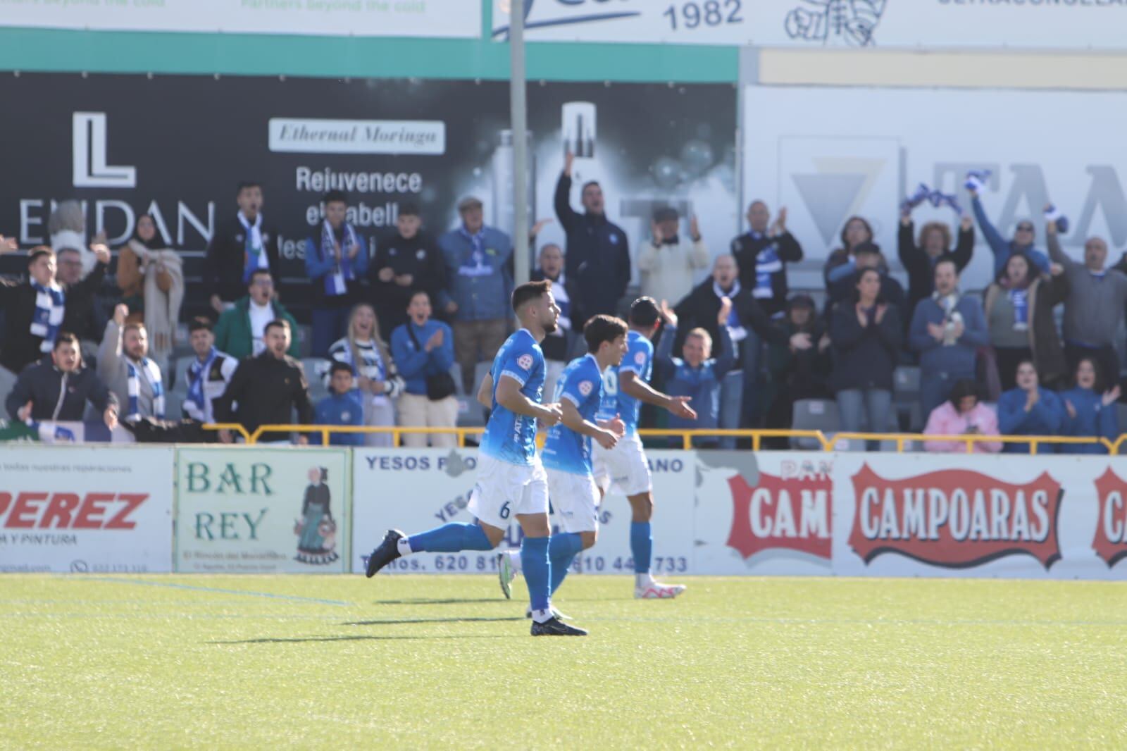 Imagen del partido ante el Puente Genil