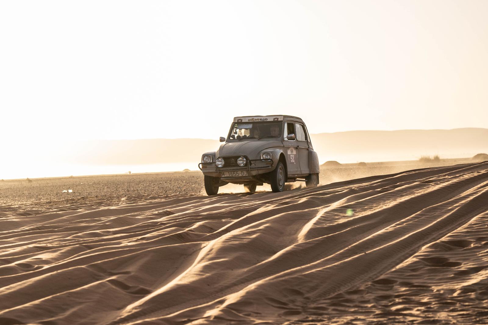 Emilio y Pablo Casas, ha completado el recorrido de 3.000 km del Chatarras Raid con un Citroën Dyne 6.