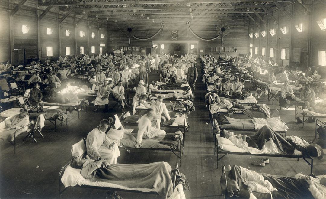 Imagen de un grupo de pacientes de la Gripe &quot;española&quot; de 1918 