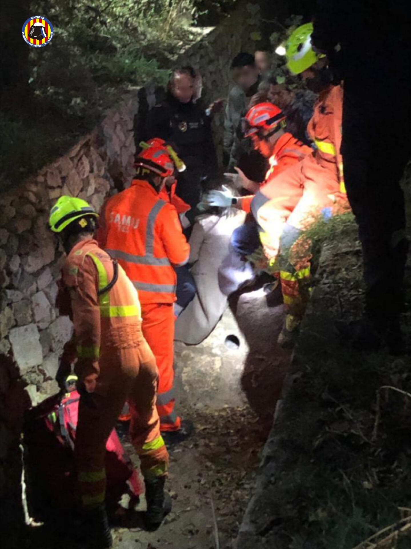 Rescate en la carretera del Castillo de Xàtiva