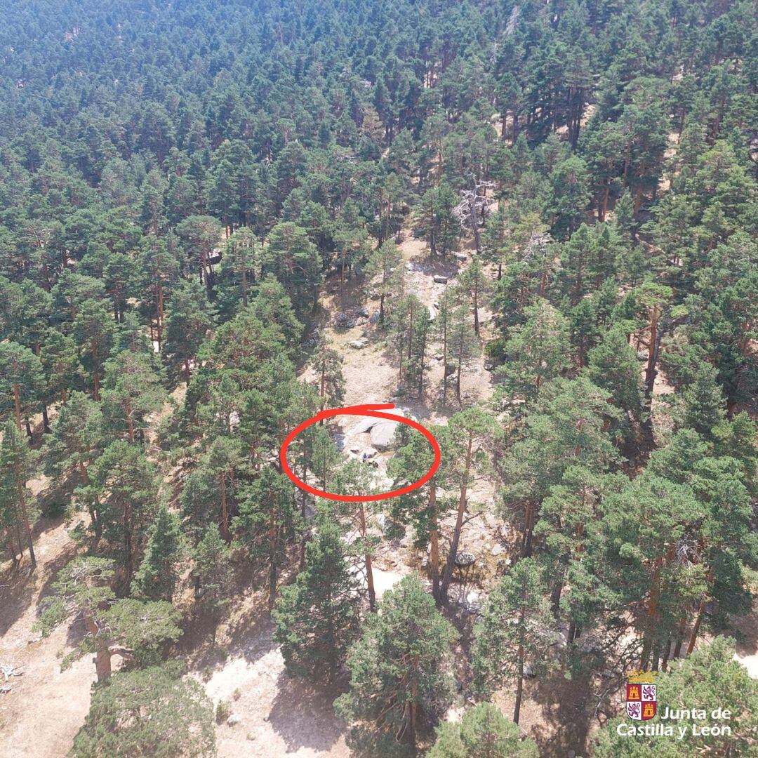 Evacuado en helicóptero un montañero en el Camino Smith del Puerto de Navacerrada