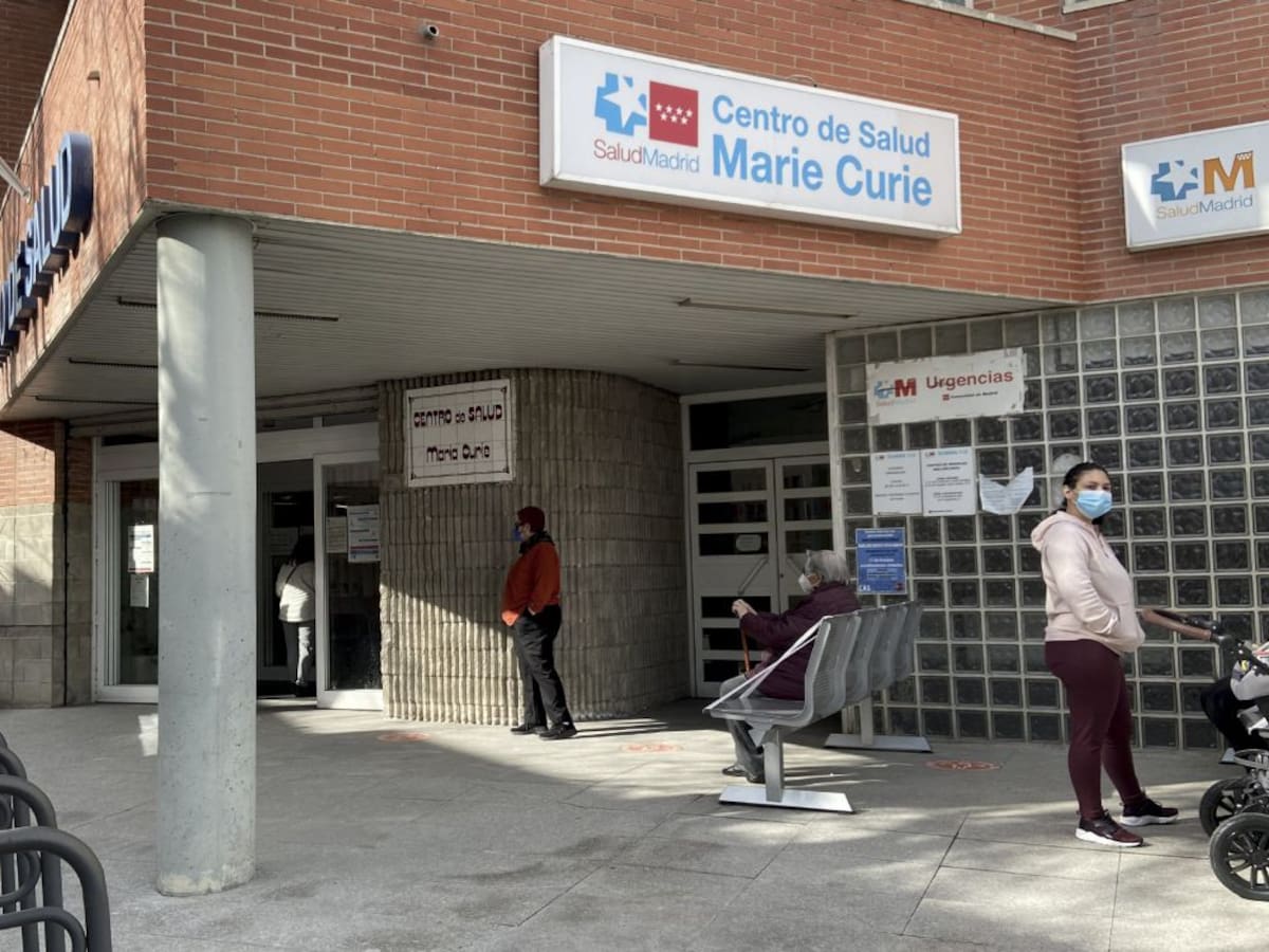 Fuga de pediatras en Madrid: plazas vacías, menos profesionales y más precarios