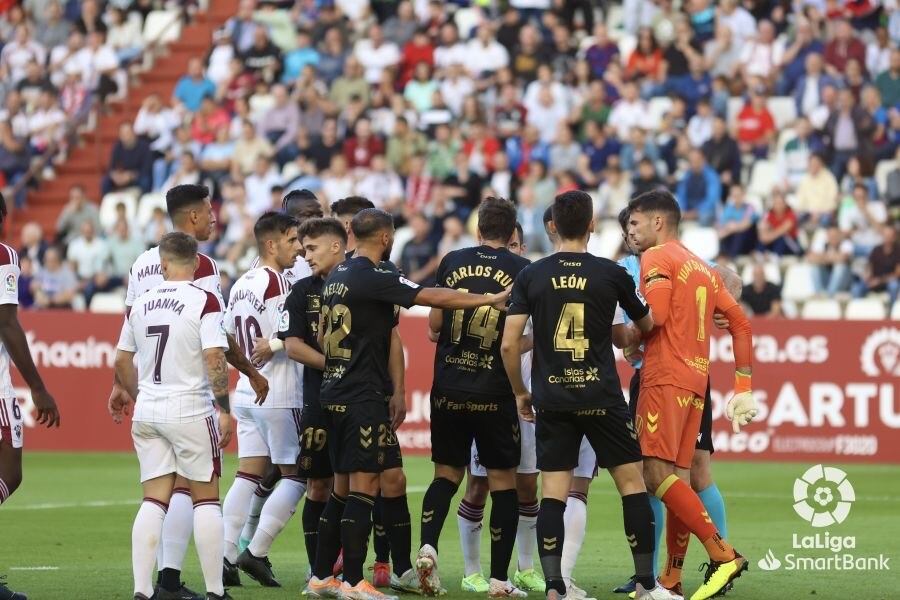 El Tenerife sumó en Albacete su segundo punto fuera de casa.