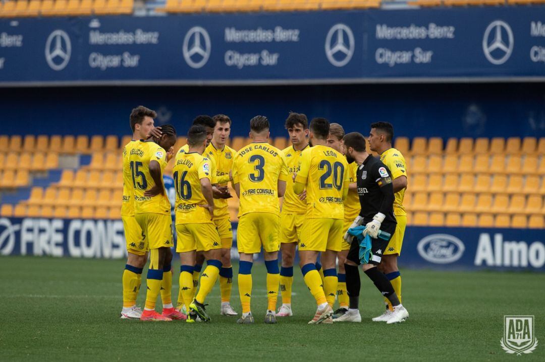 Jugadores del Alcorcón que se enfrentaron al Oviedo