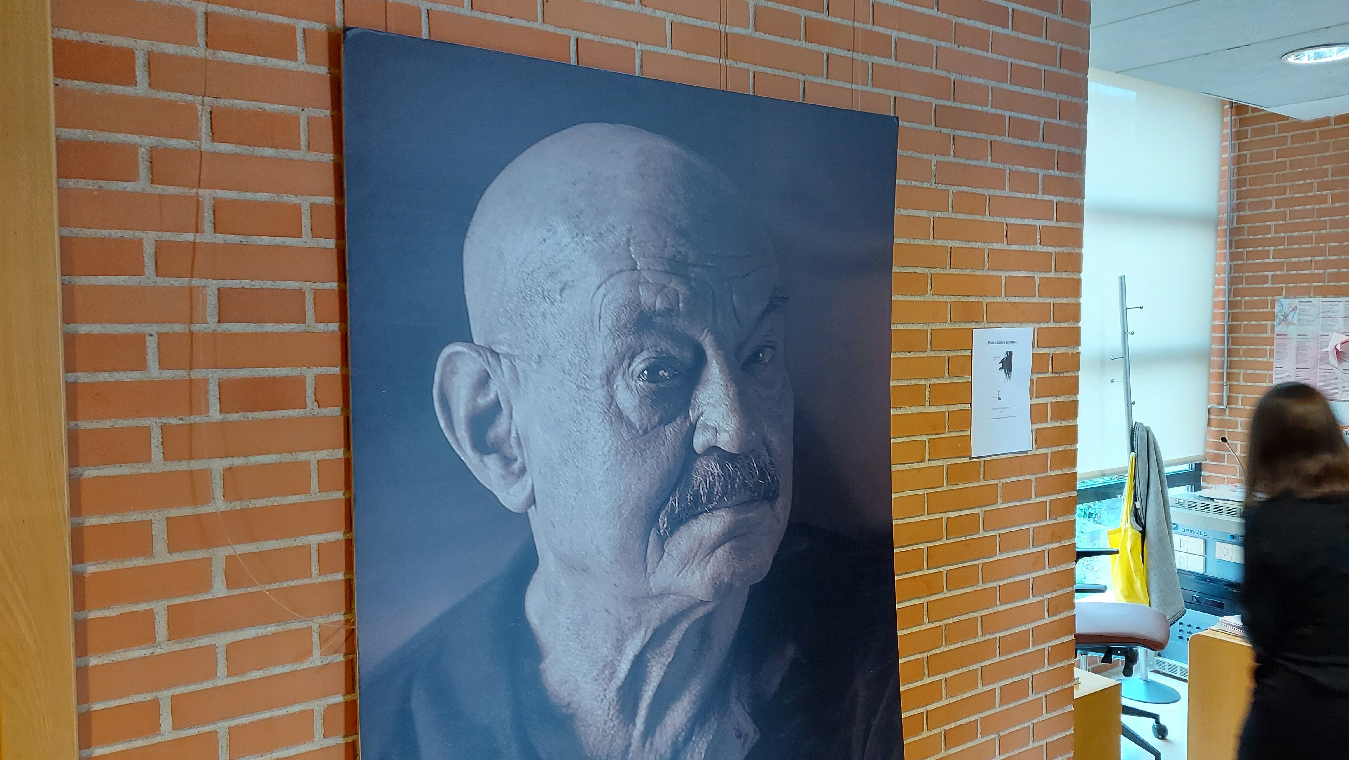 Uno de los retratos de José Hierro en su Fundación de Getafe