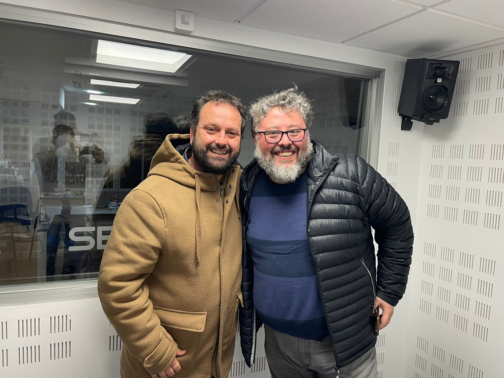 Jesús Caballero y Carlos Lanza, en los estudios de la SER