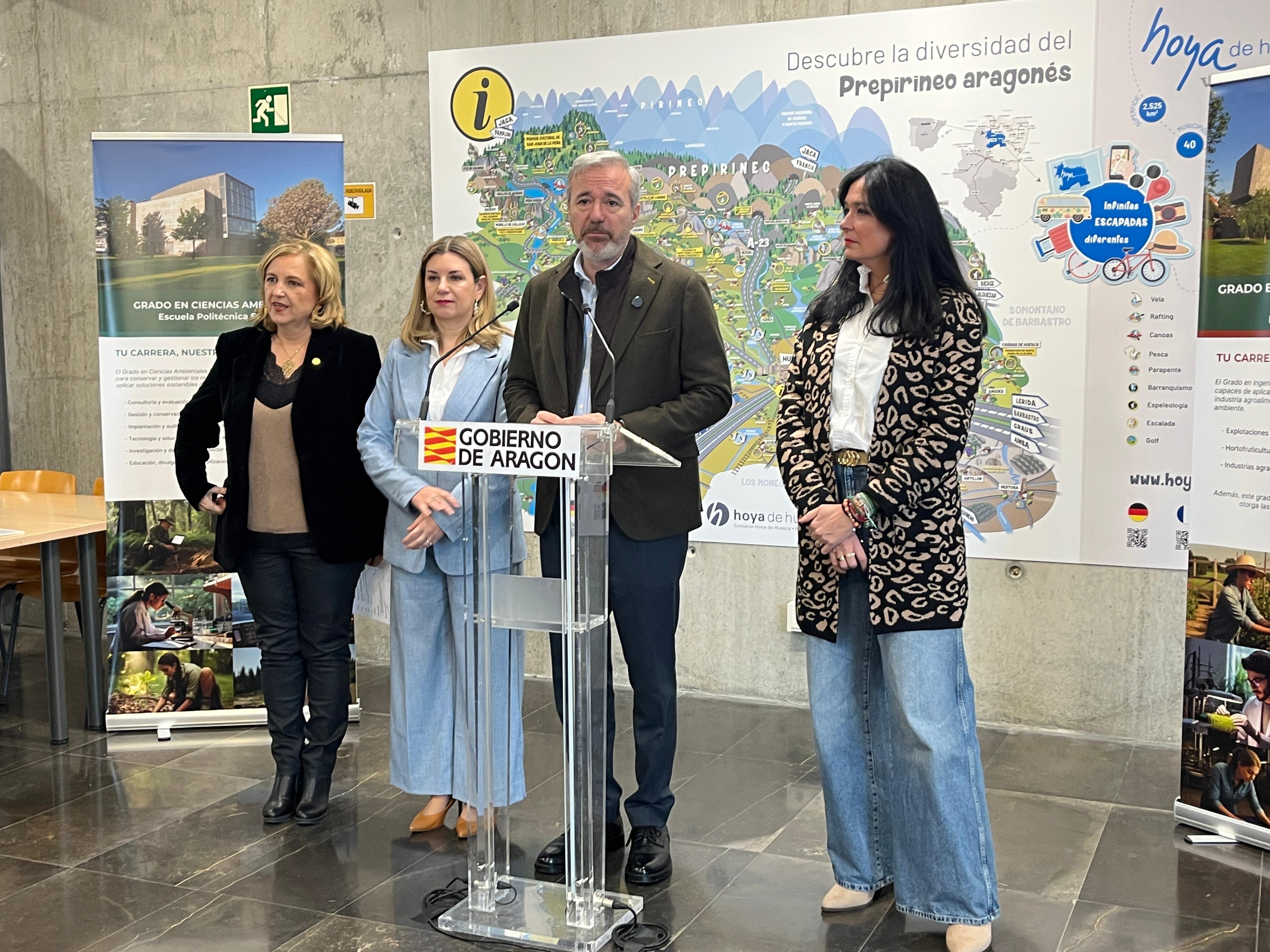 Azcón anunciaba el Grado de Farmacia para Huesca