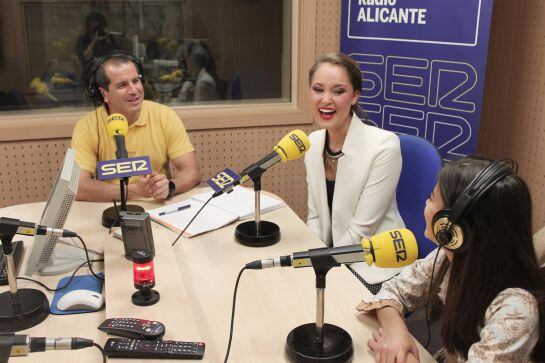 Entrevista con Ana Belén Castelló y Adriana Nicolás, Belleas del Foc Mayor e Infantil 2016