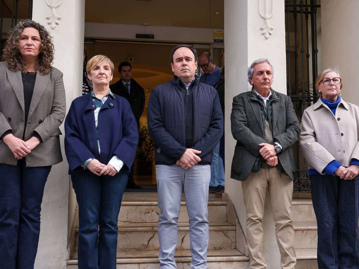 El accidente de Adamuz suspende actos en Alicante y modifica el transcurso de FITUR