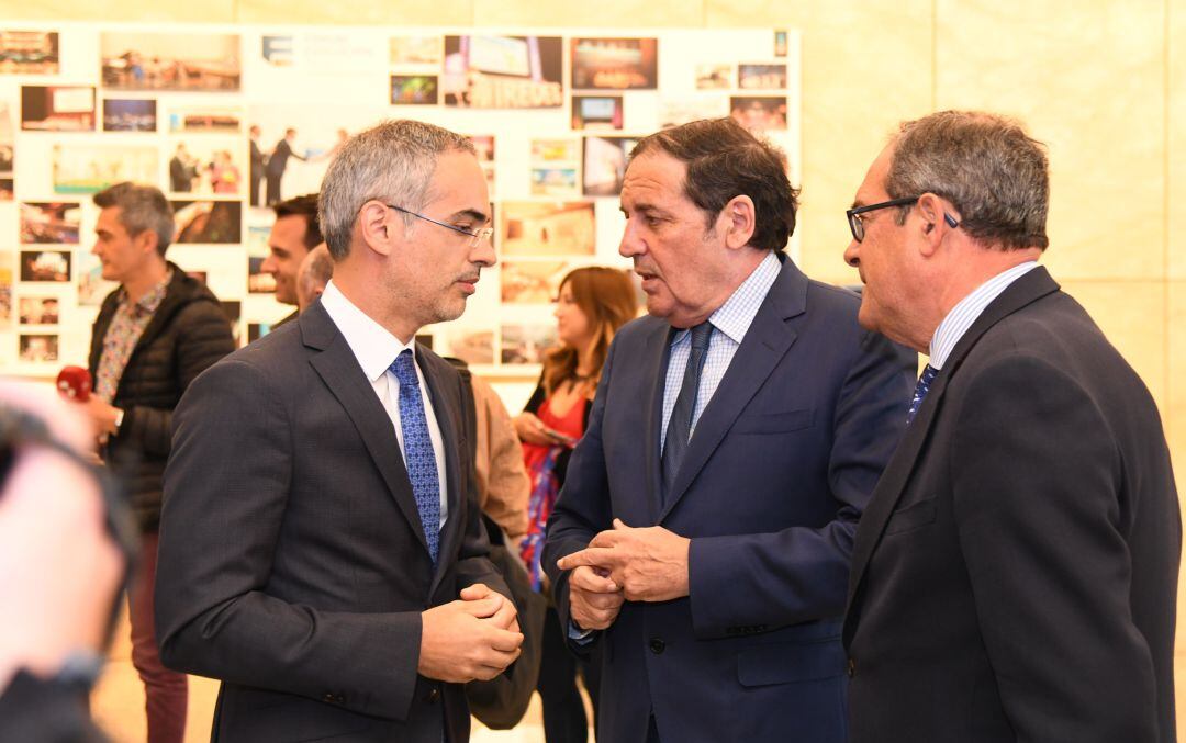 El consejero de Sanidad, Antonio Sáez, en la inauguración del VI Congreso SEFM-SEPR
