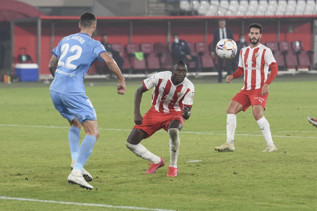 Umar Sadiq en el partido frente al Girona.