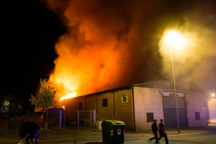 Vicente / ICAL. Un hombre resulta herido grave por quemaduras en una nave industrial en Ciudad Rodrigo(Salamanca)