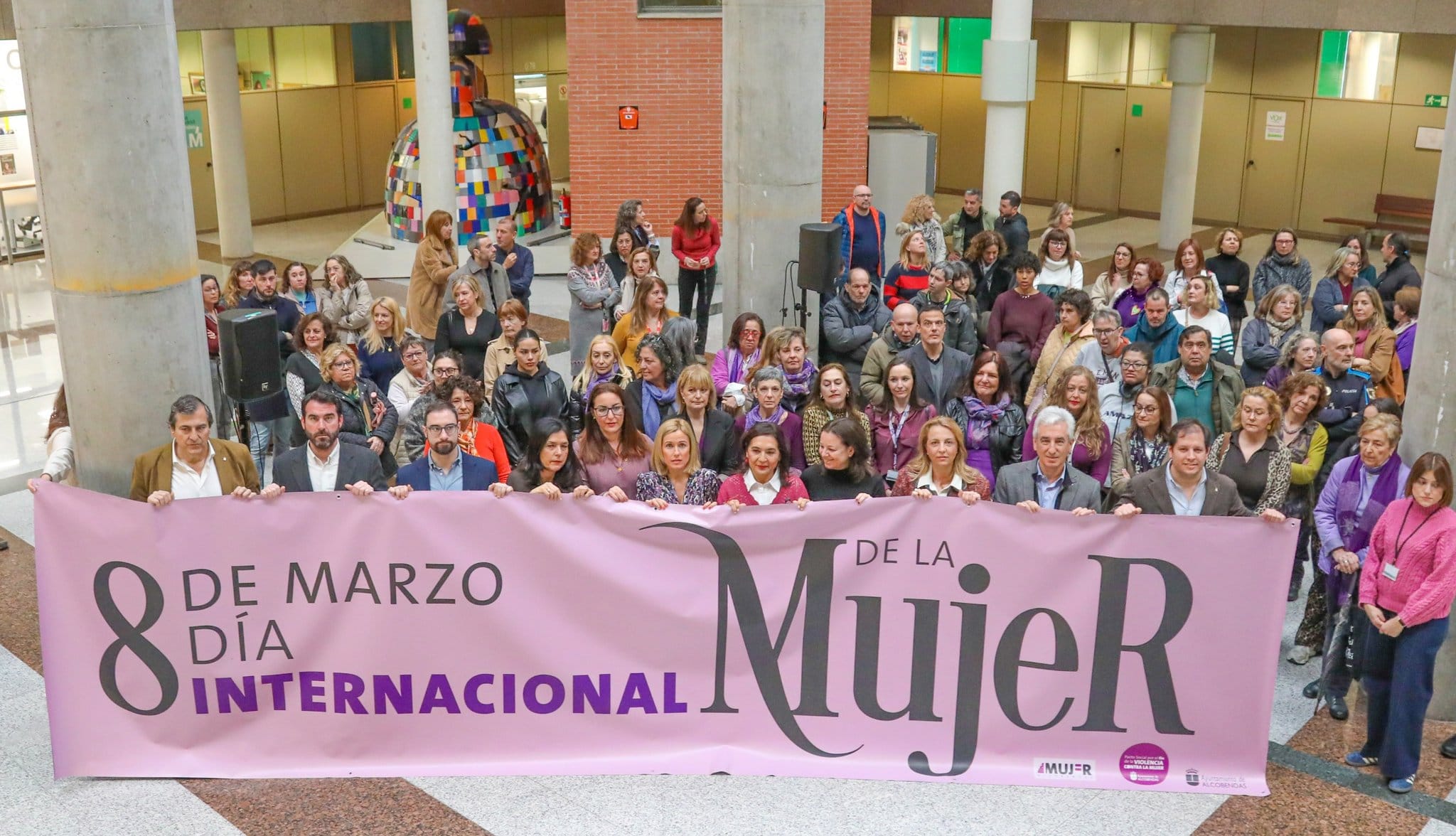 Lectura del manifiesto del 8M en Alcobendas