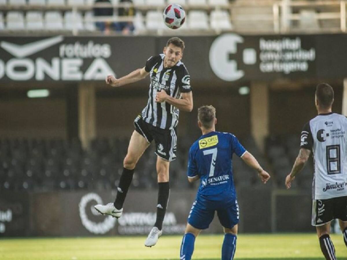 Sergio Ayala renueva en el Efesé por una temporada