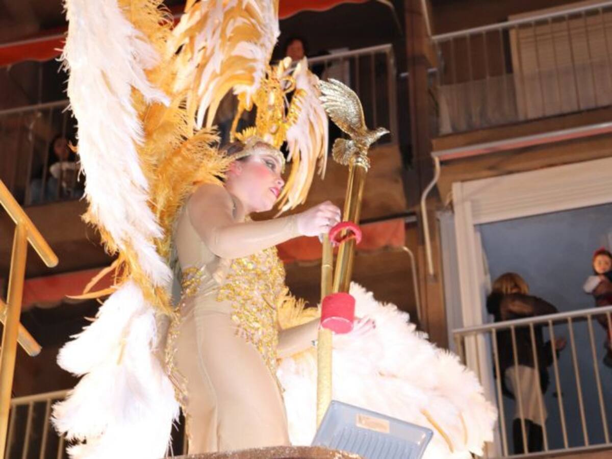 Desfile de 4 horas y la Quema de Don Carnal, en el Carnaval de Águilas