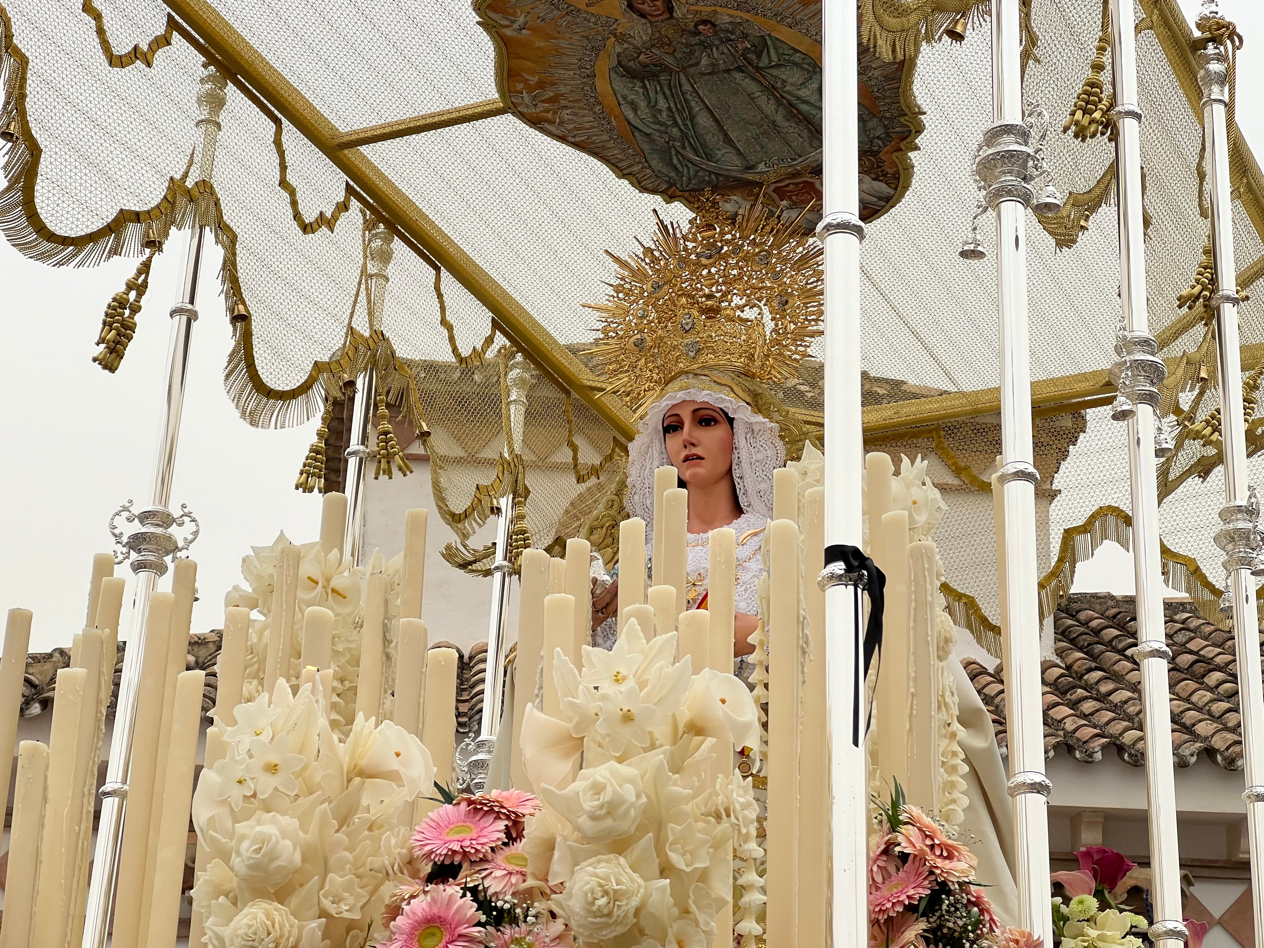 La titular mariana de la La Pollinica, durante su salida procesional