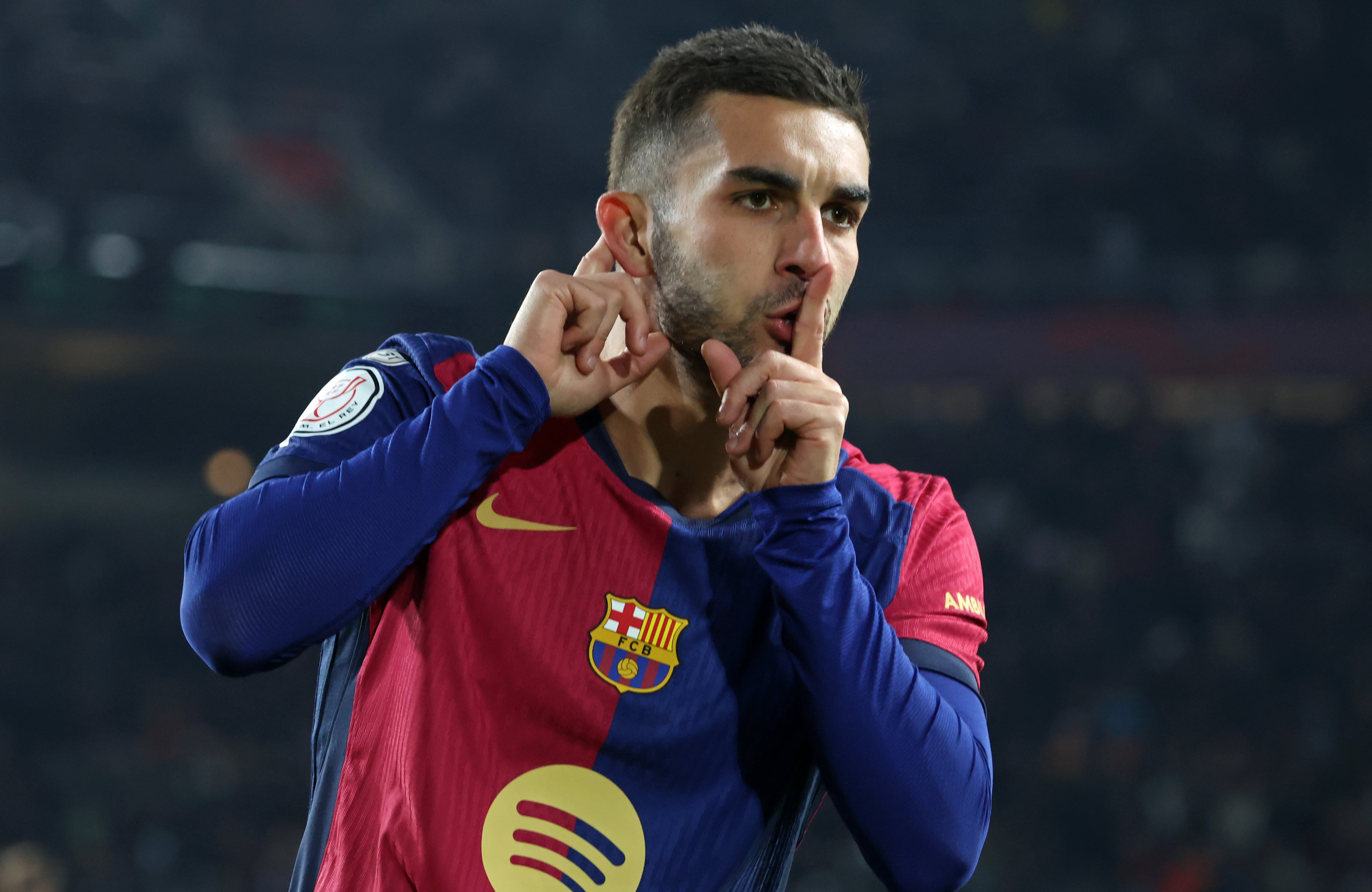 Ferran Torres celebra un gol suyo en el FC Barcelona - Real Betis de los octavos de final de Copa del Rey