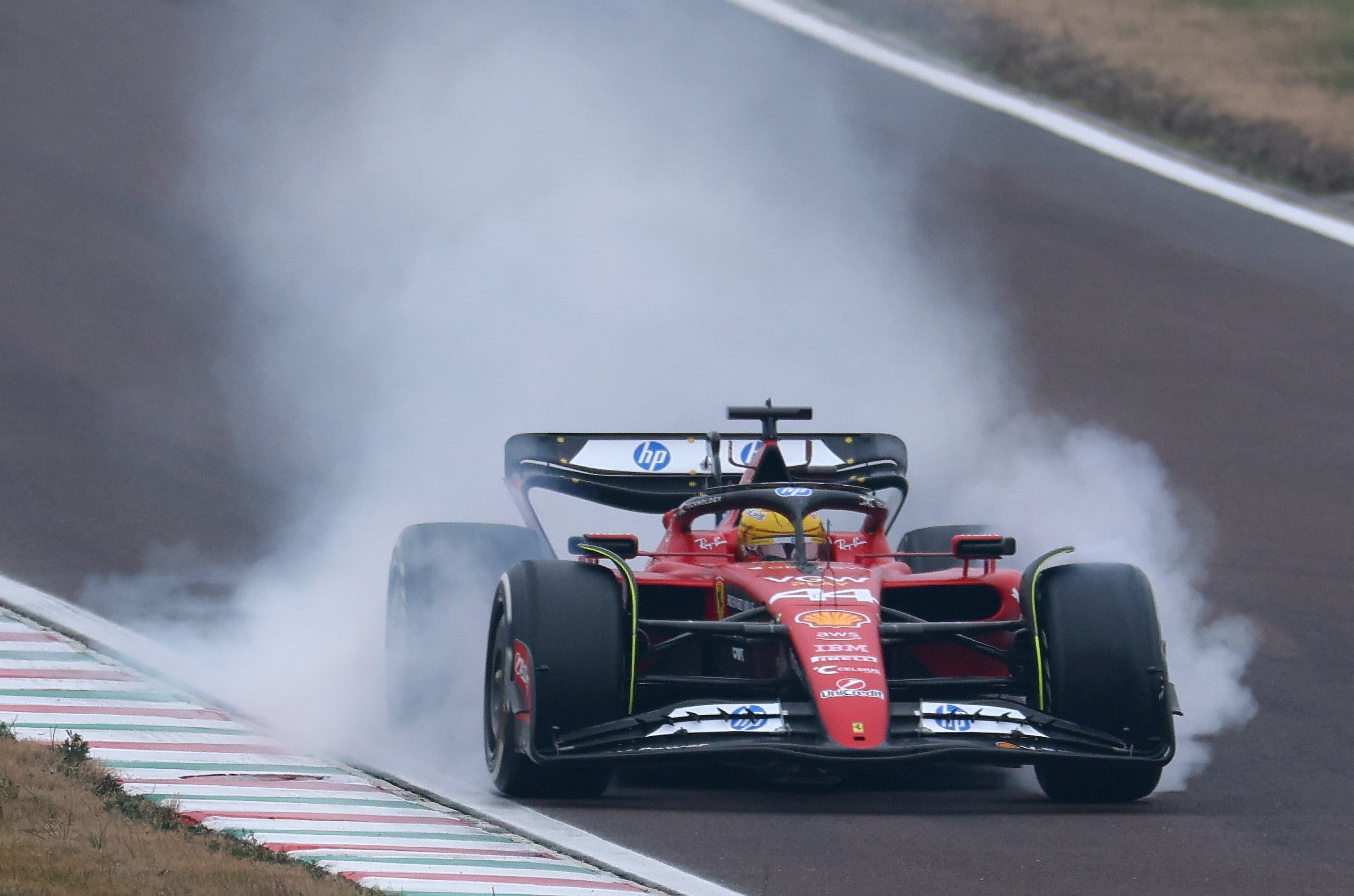 Lewis Hamilton pone a prueba su Ferrari en los tests de Fiorano