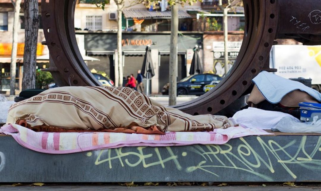 Una persona sense llar a Barcelona
