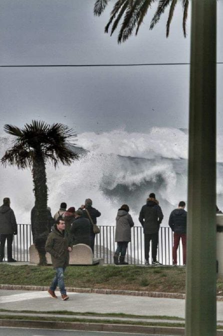 Olas en Riazor