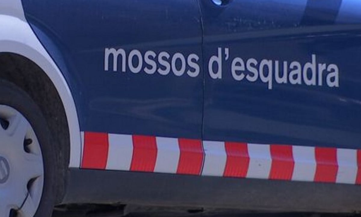 Un vehículo de los mossos, en una foto de recurso.