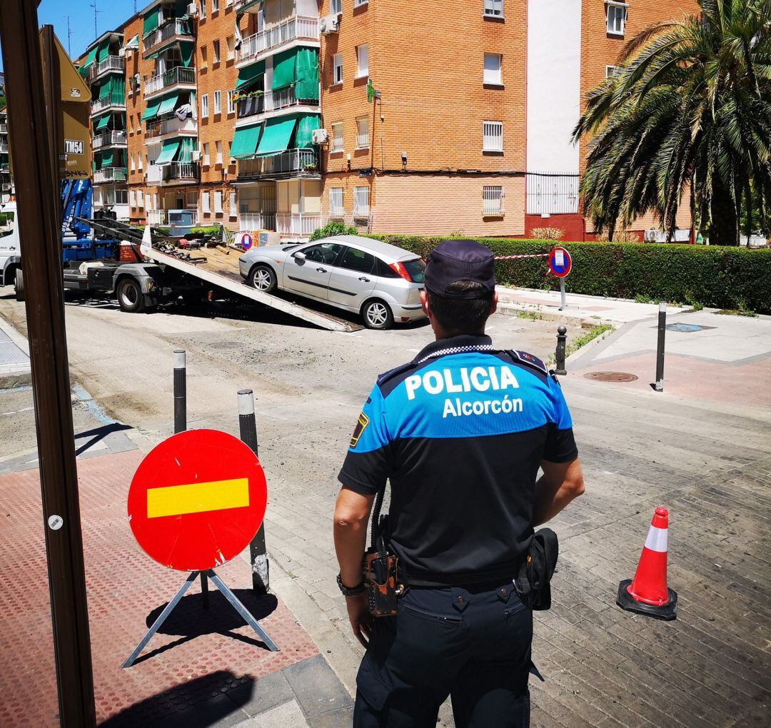 Agente de la Policía Municipal de Alcorcón en servicio