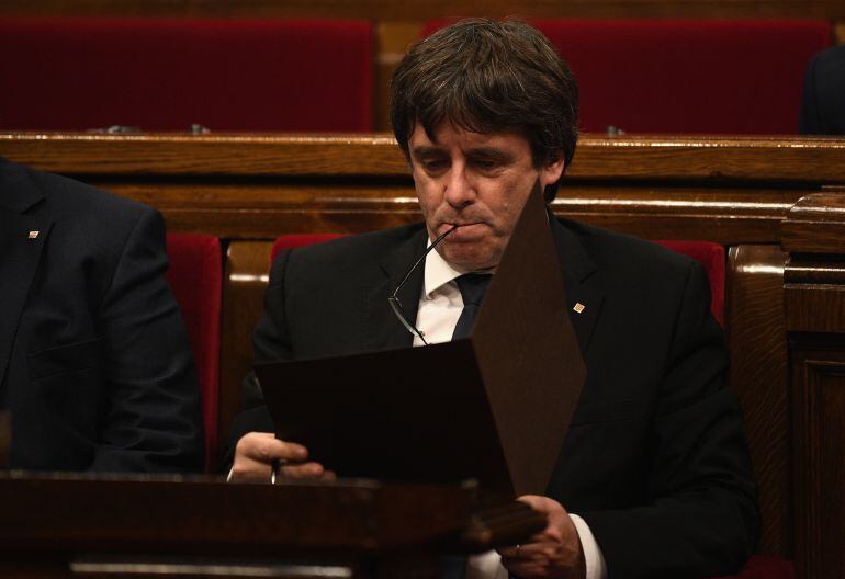 El President Puigdemont en el pleno del Parlament el pasado martes 10 de octubre