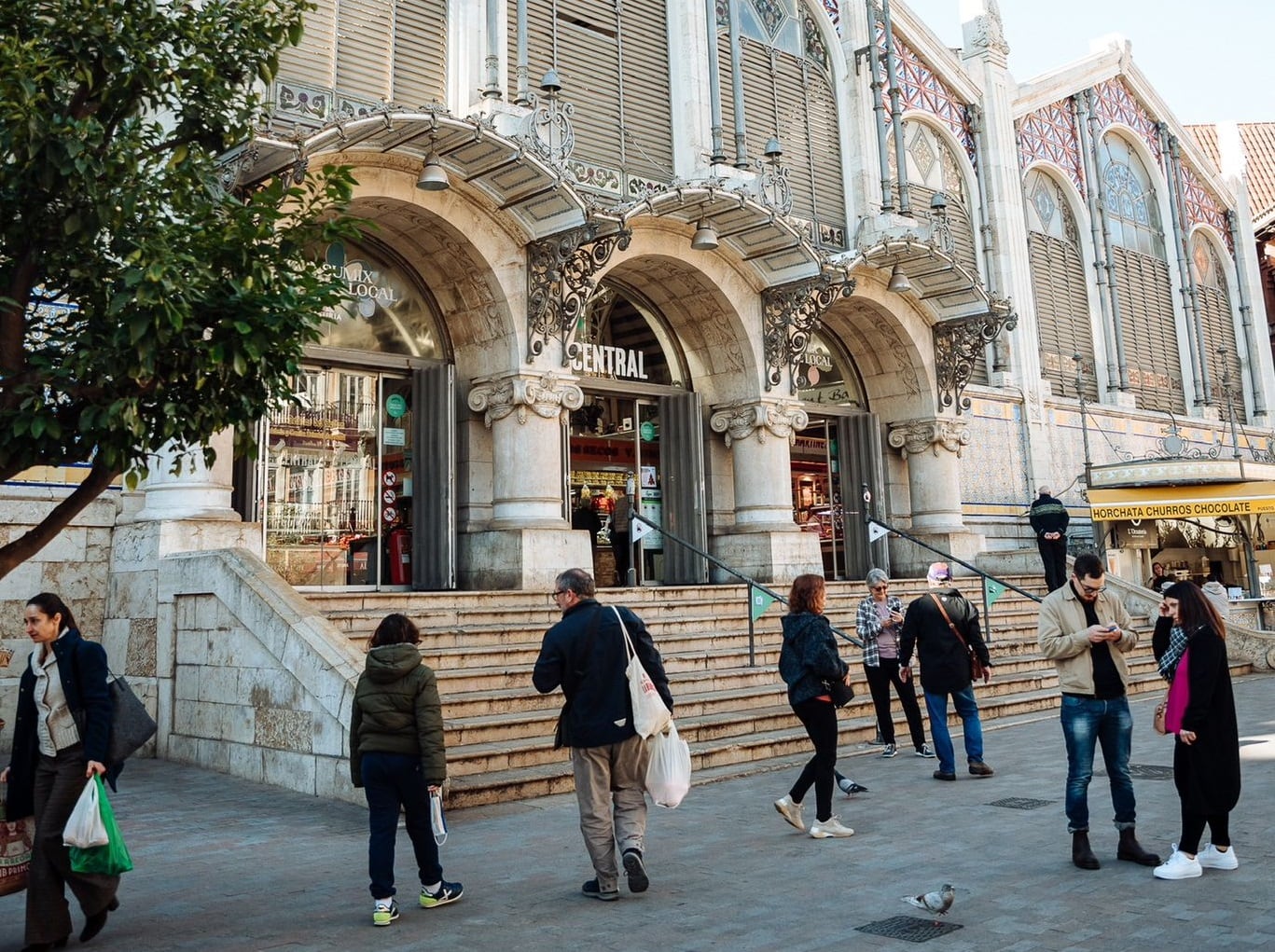 Entrada del Mercado Central de València en una imagen de archivo.