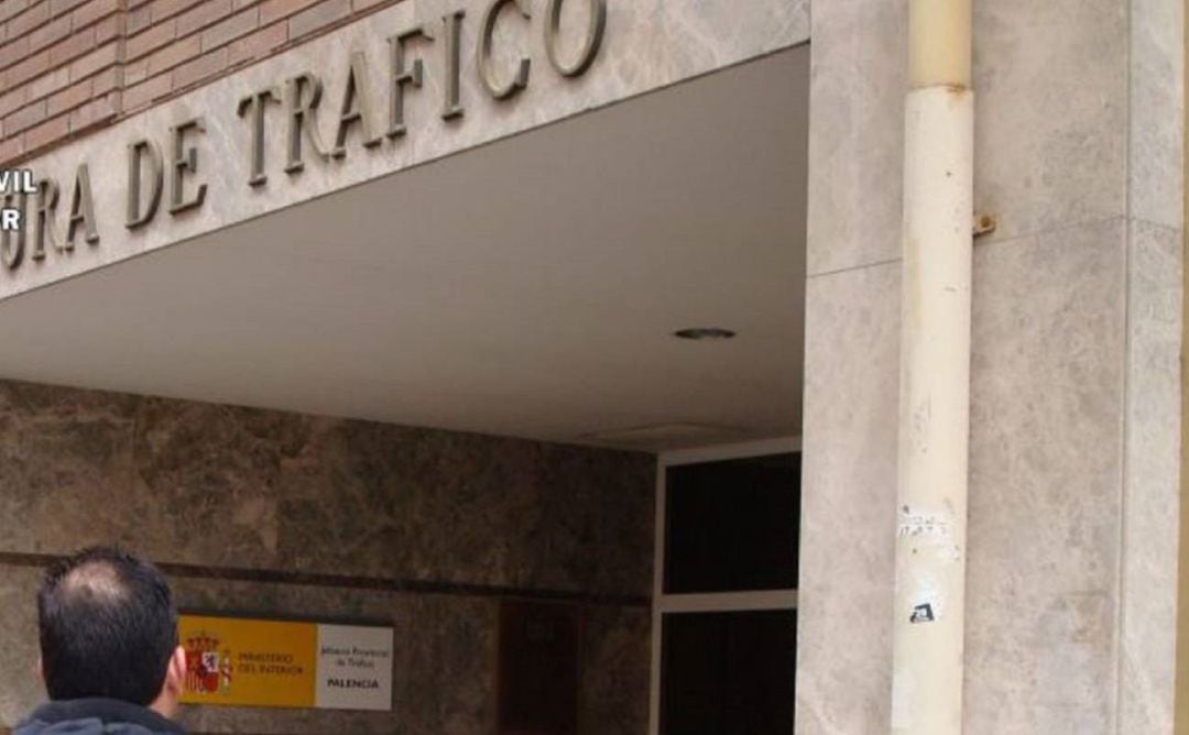 Conflicto en Palencia entre las autoescuelas y la jefatura provincial de Tráfico