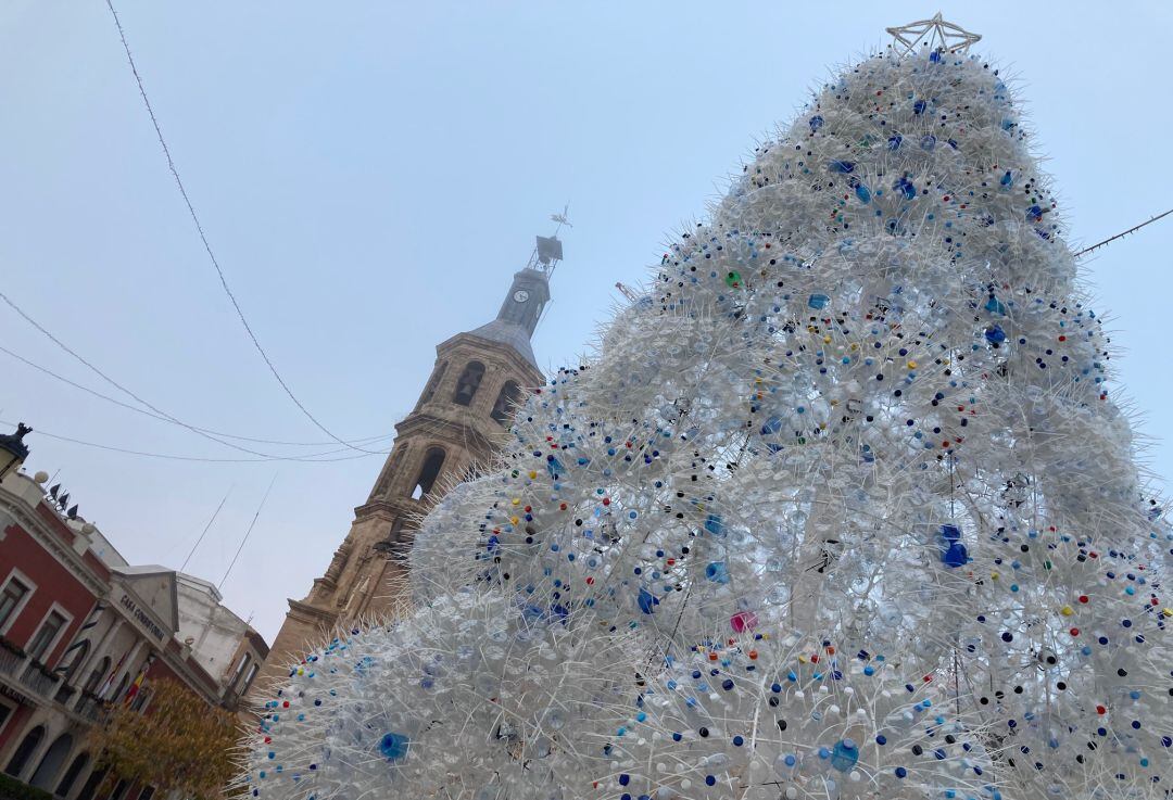 Imagen de archivo de uno de los adornos navideños confeccionados por los usuarios de AFAD Valdepeñas 