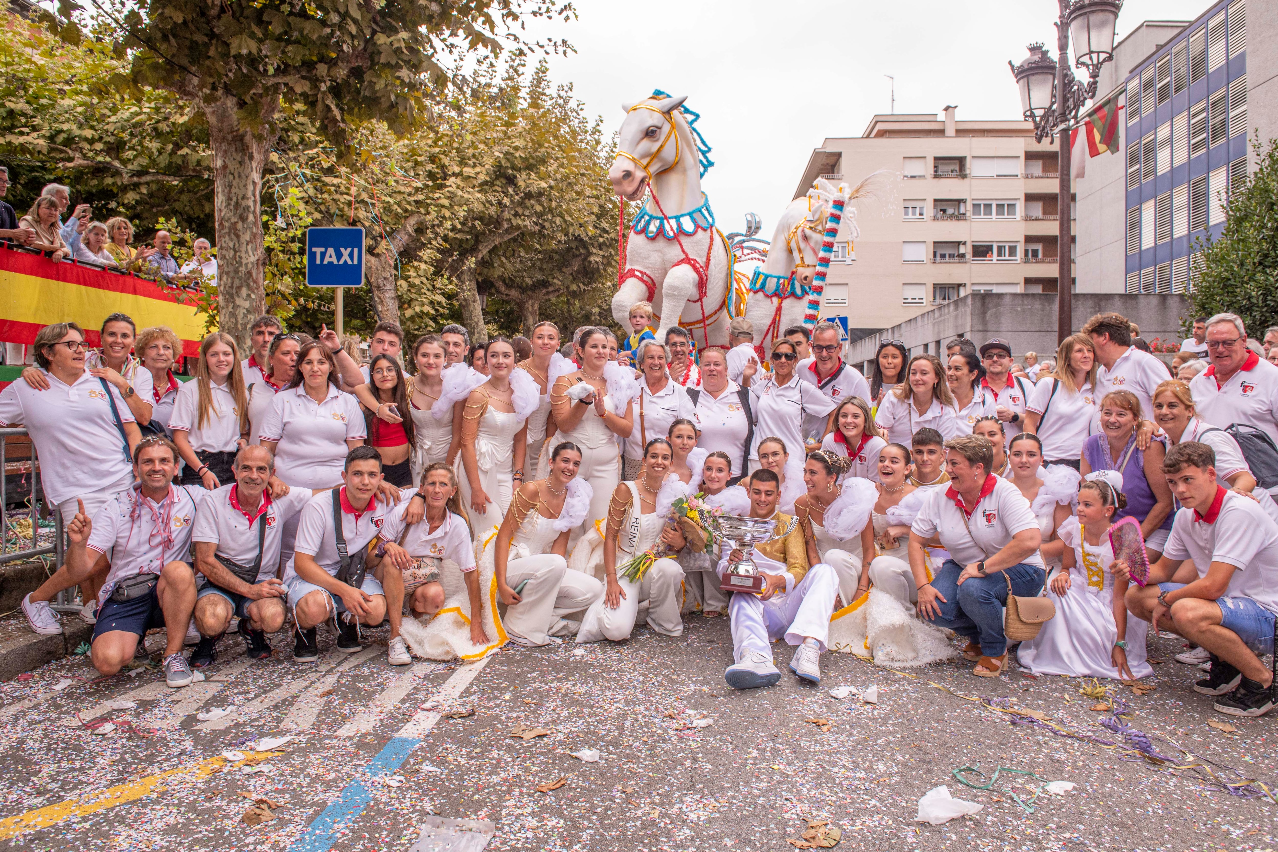 La carroza &#039;La Hora Mágica&#039;, ganadora de la Gala Floral de 2023