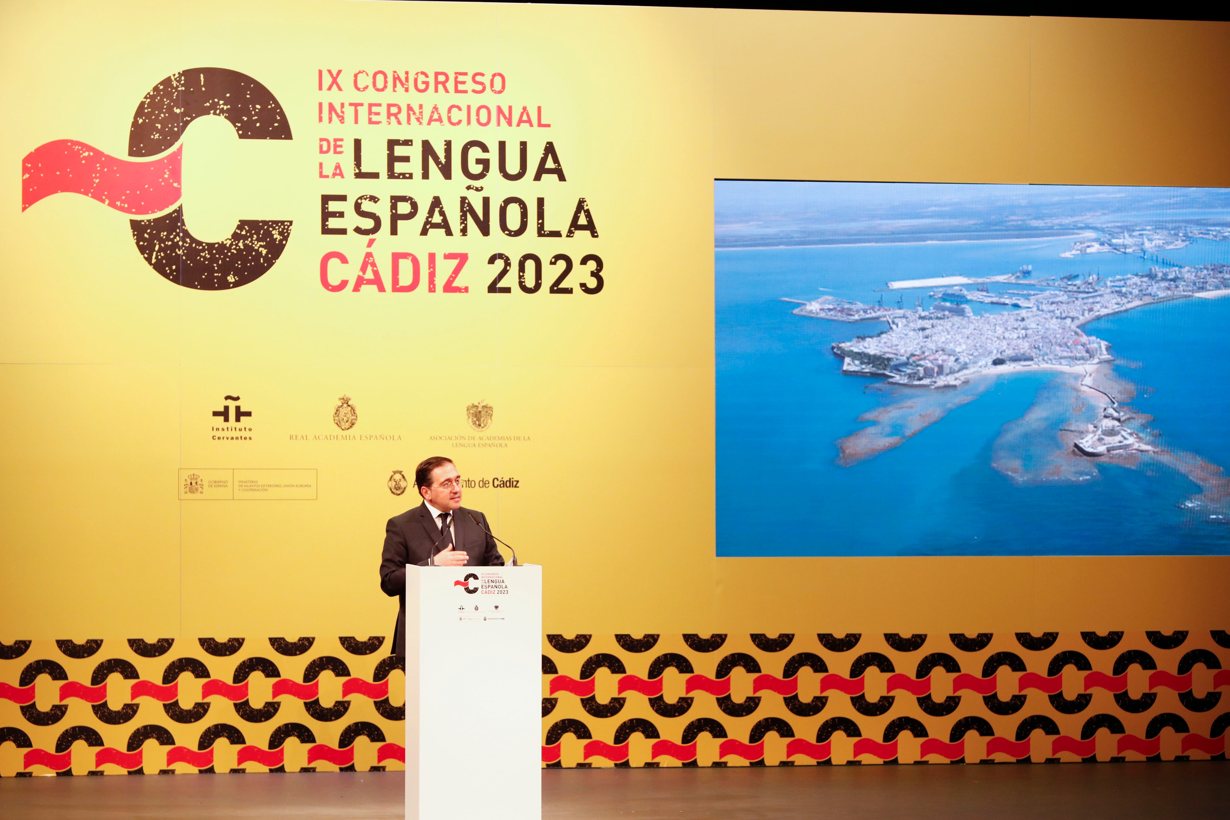 GRAFAND9417. CÁDIZ, 27/03/2023.- El ministro de Asuntos Exteriores, Unión Europea y Cooperación, José Manuel Albares durante la inauguración de la IX edición del Congreso Internacional de la Lengua Española (CILE) .EFE/ Jorge Zapata POOL
