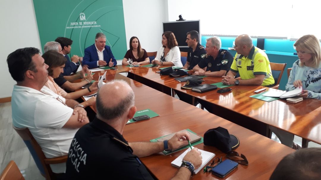 Reunión de la Mesa de Participación del Puente del Odiel.