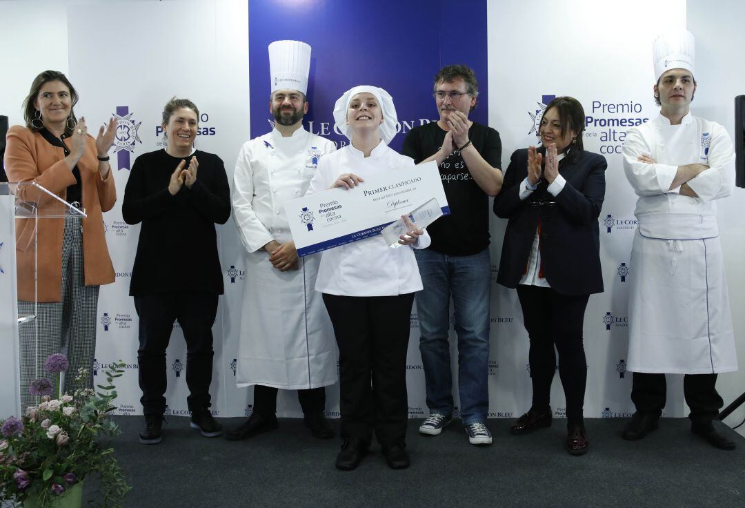 Ana Drosyk, en el momento de recibir el premio