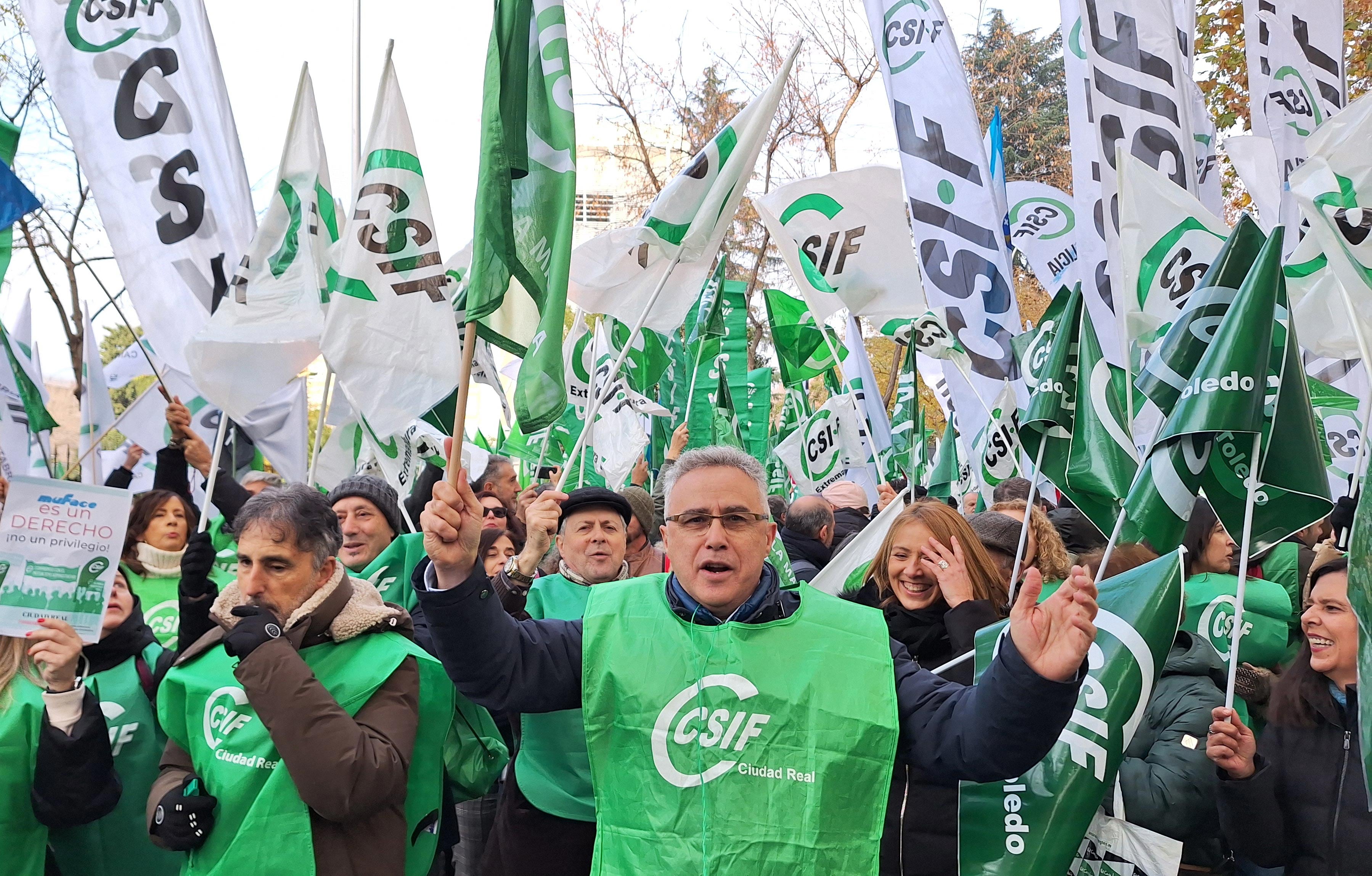 Beneficiarios de Muface en Castilla-La Mancha este sábado en Madrid