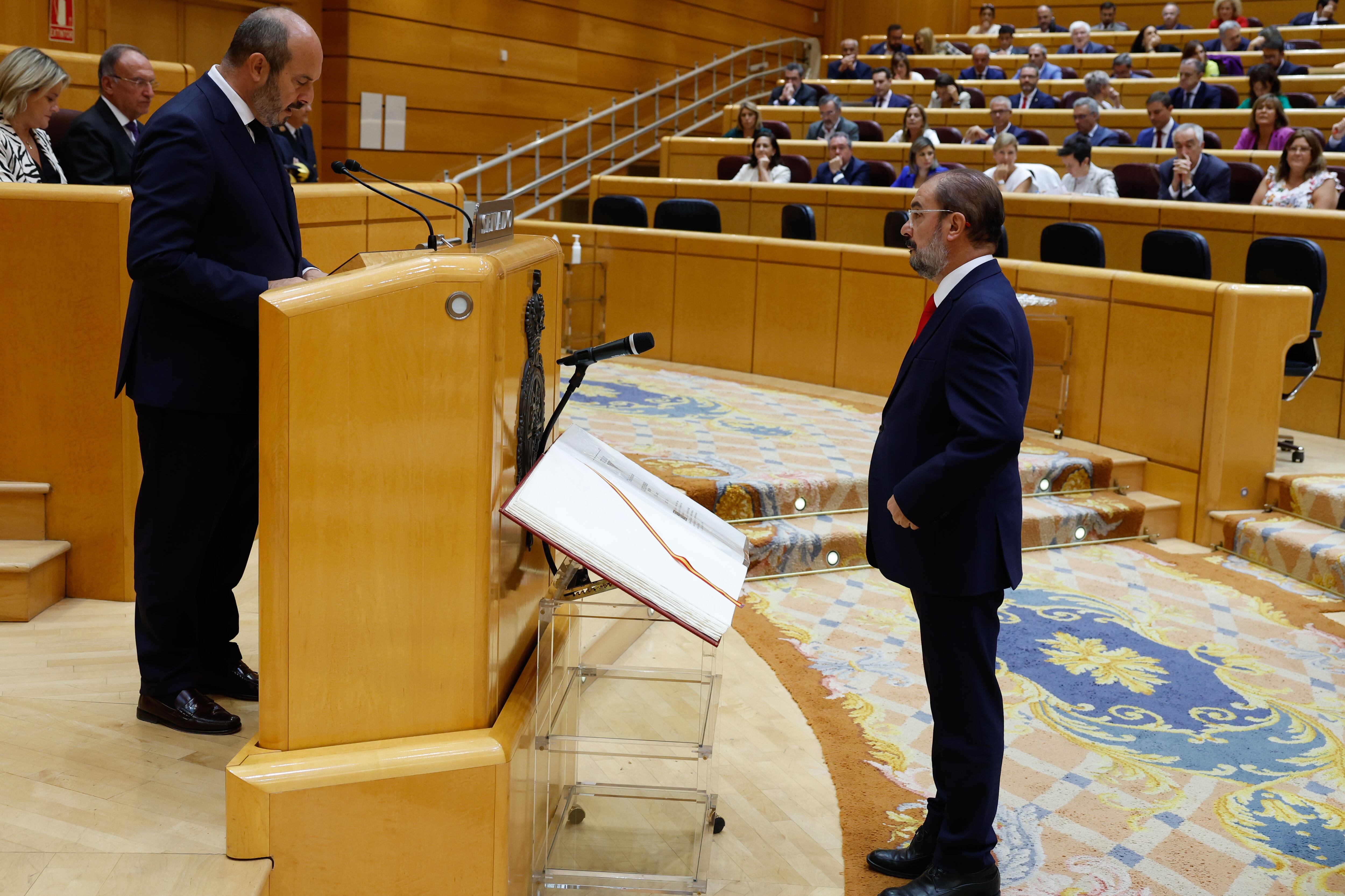 Javier Lambán a comienzos de mes cuando tomaba posesión en el Senado. EFE/ JJ Guillen