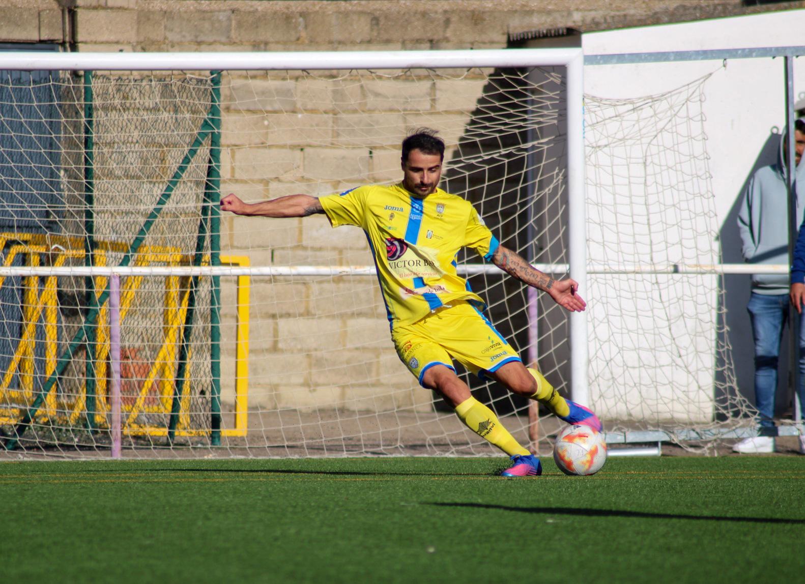 Zazu ha logrado dos tantos a balón parado. Su zurda es el azote de los rivales