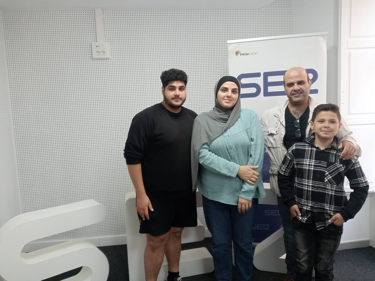La familia Hegazi comparte en Radio Linares su adaptación a la normalidad tras 18 meses atrapados en la Franja de Gaza