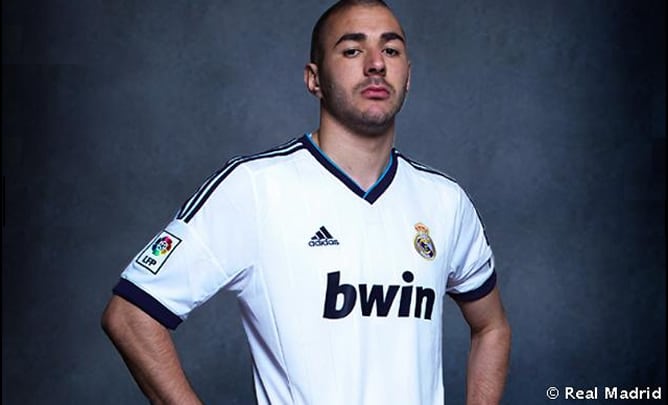 Así es la primera camiseta del equipo blanco para la campaña 2012-13.