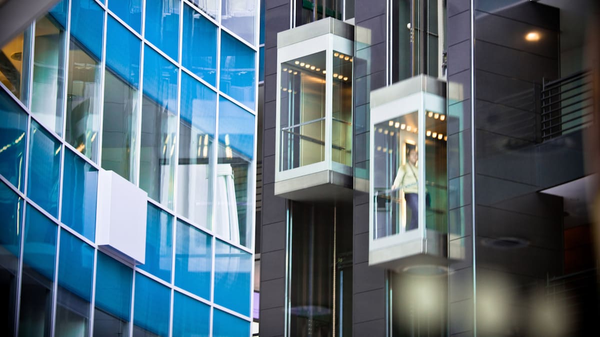 Un arquitecto explica por qué el ascensor cambió la estructura social de las ciudades: "Los ricos deciden unirse"