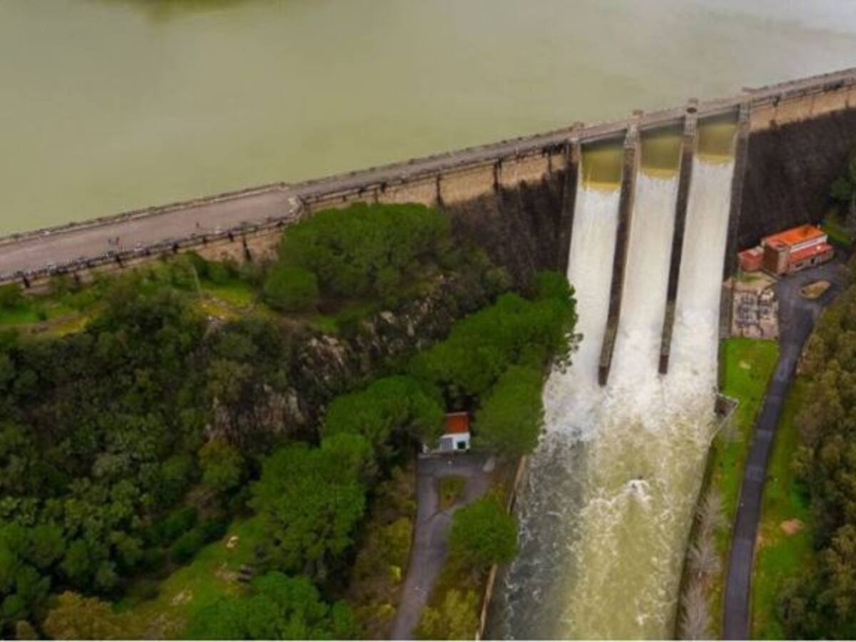 Los embalses almacenan un 20% más de agua que hace un año