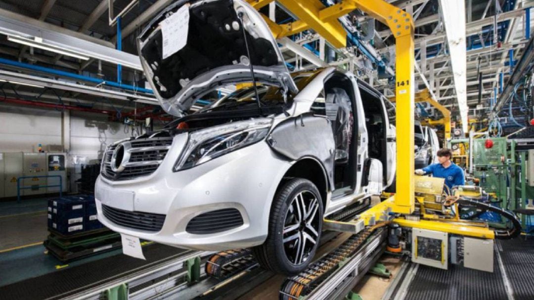 La falta de microchips frena la recuperación del sector del automóvil