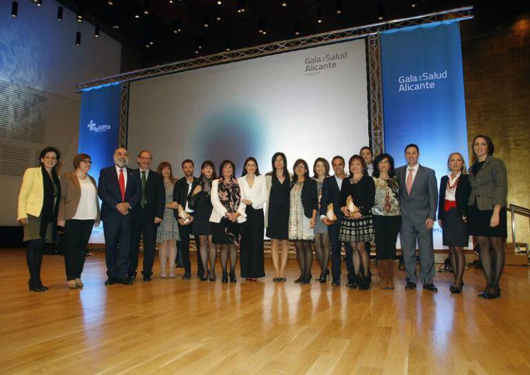 Foto de los premiados en la Gala de la Salud de UPSANA de 2015